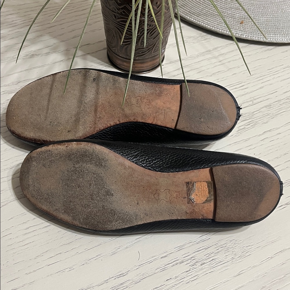 Tory Burch Black Flats - Picture 5 of 10